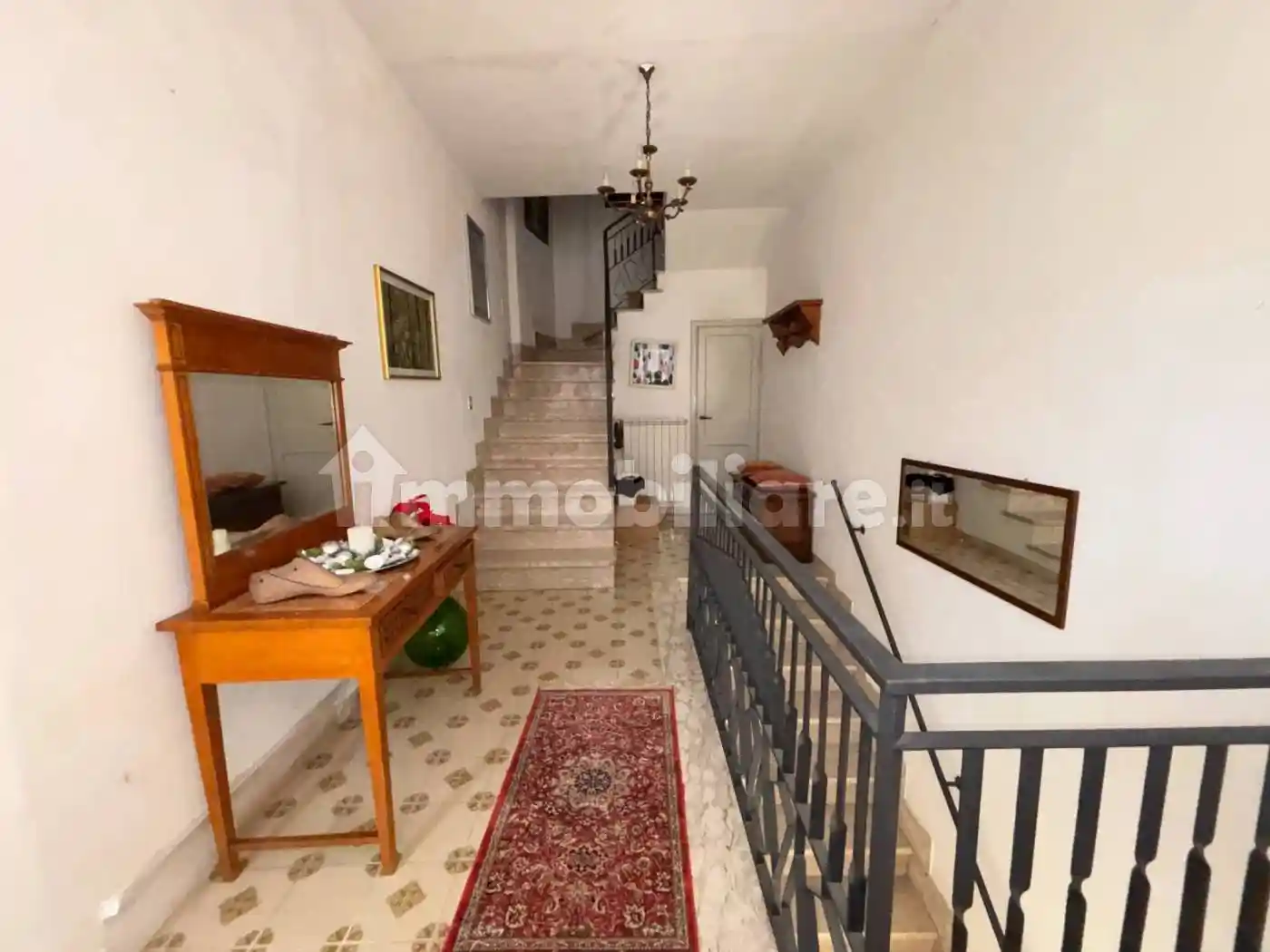 Casa indipendente in vendita a Montebuono