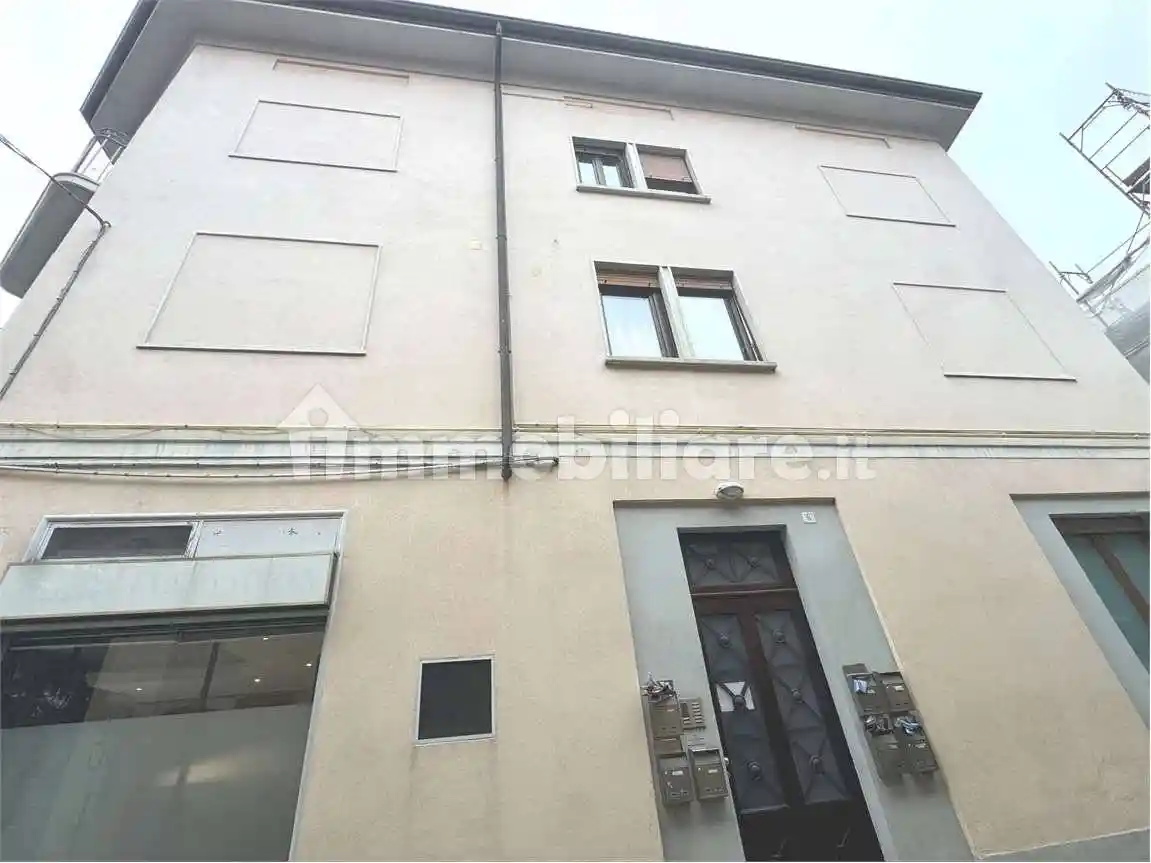 Appartamento in affitto a Cantù