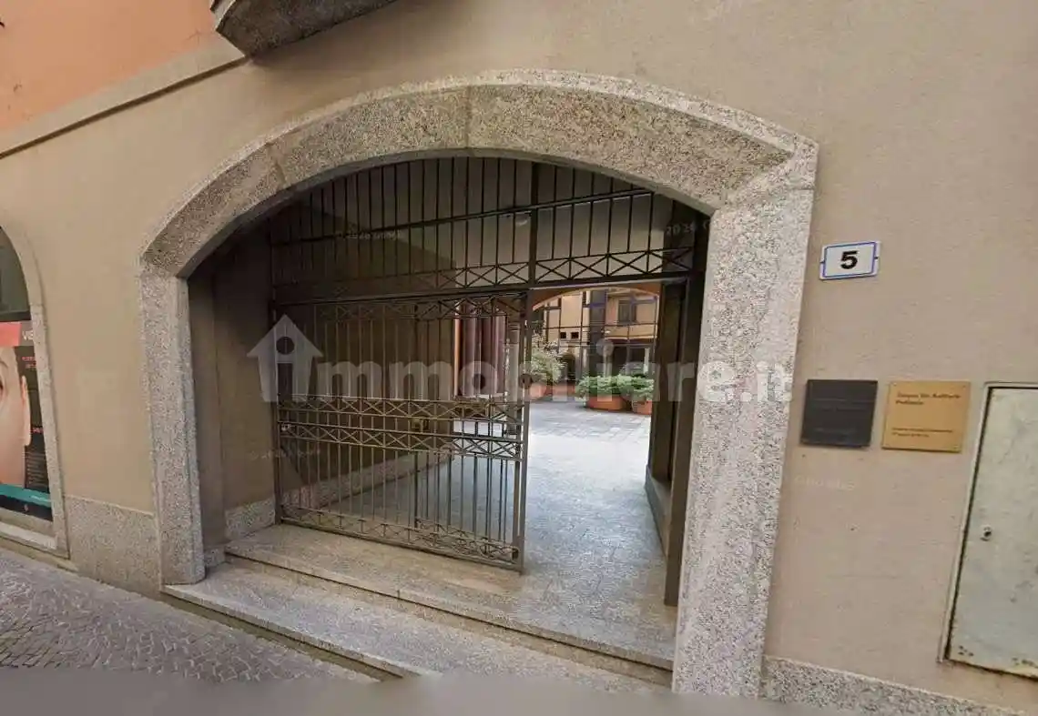 Appartamento in vendita a Oggiono