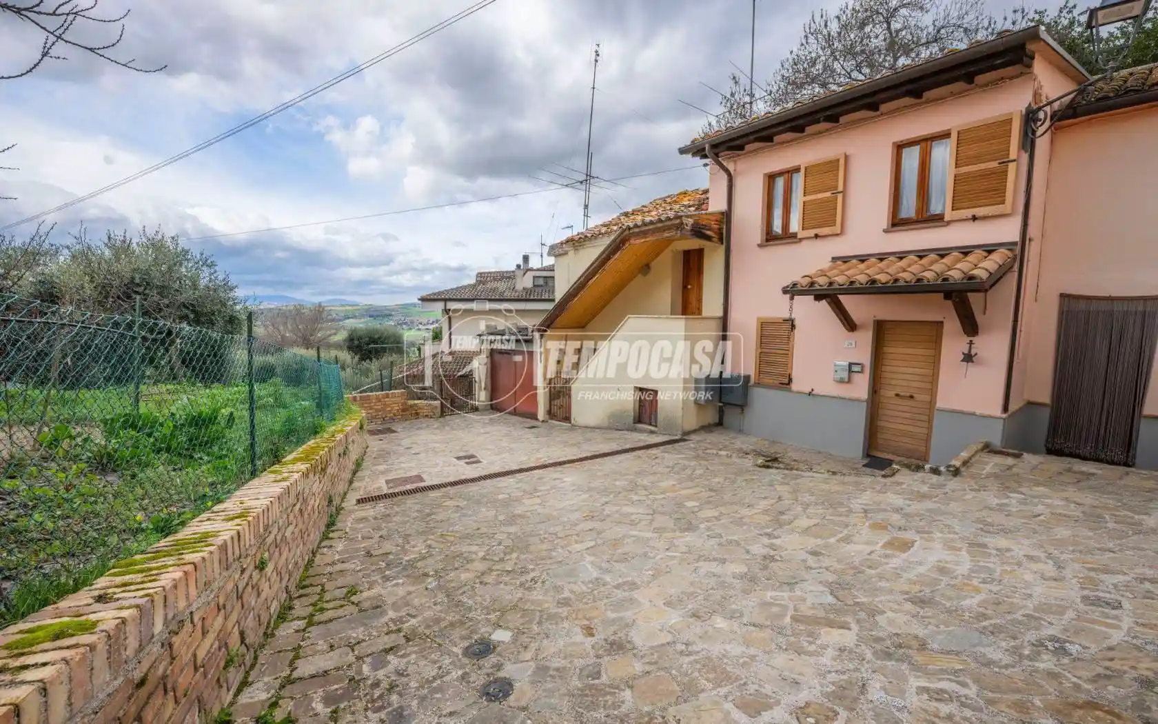 Casa indipendente in vendita a Trecastelli