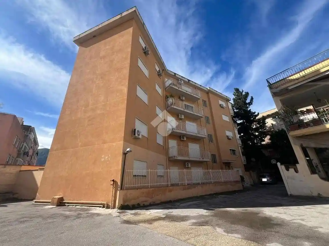 Appartamento in affitto a Palermo