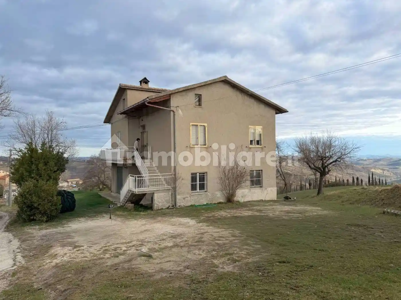Casa indipendente in vendita a Monte San Martino
