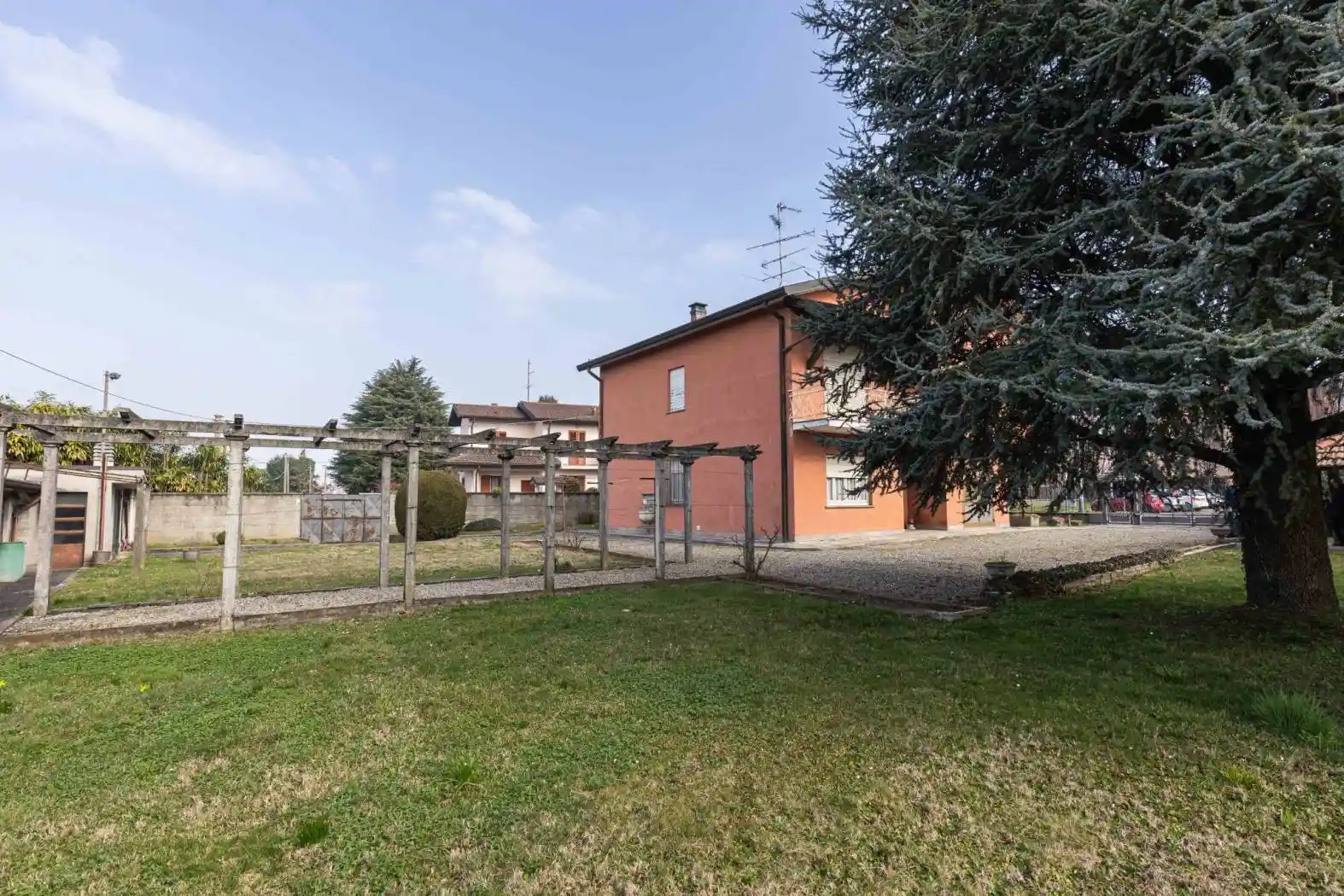 Villa in vendita a Bregnano