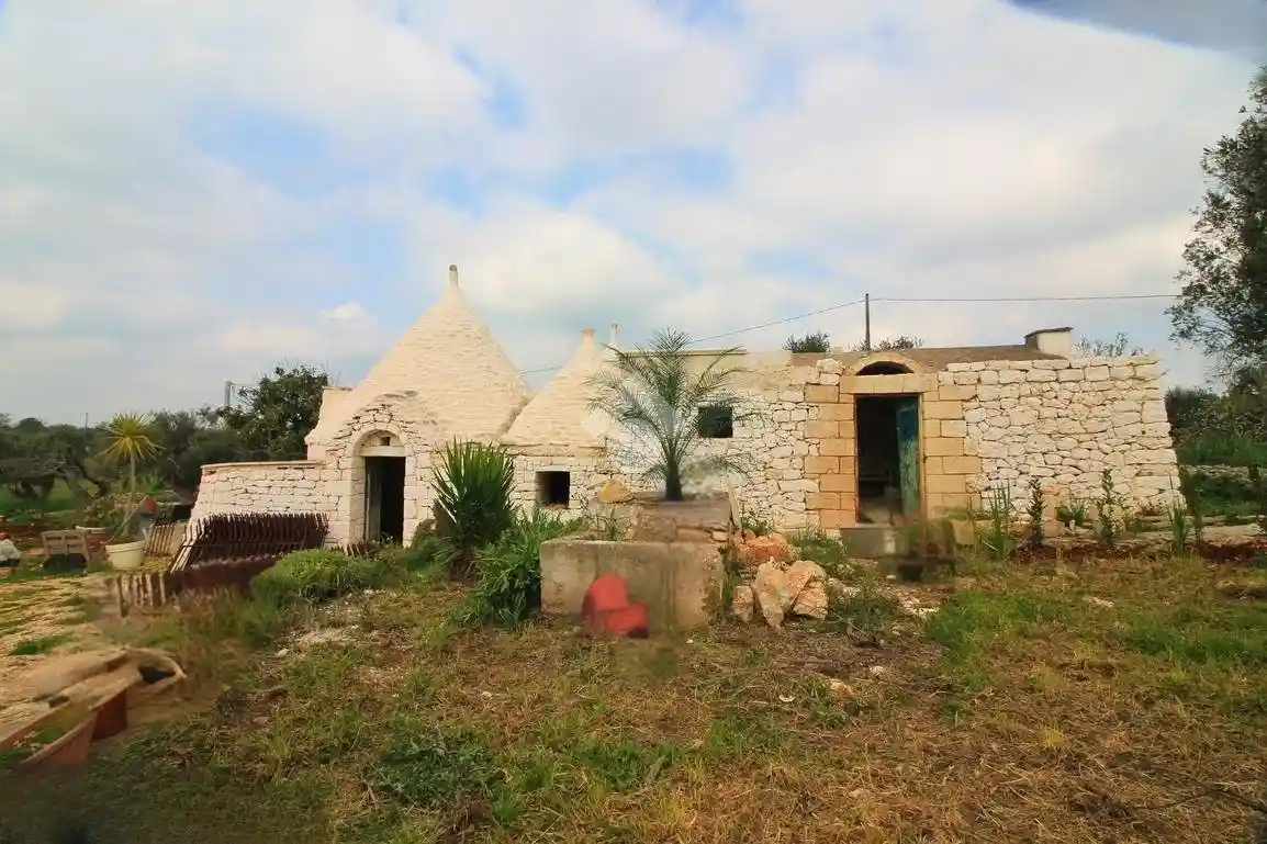 Rustico - Casale in vendita a Ostuni