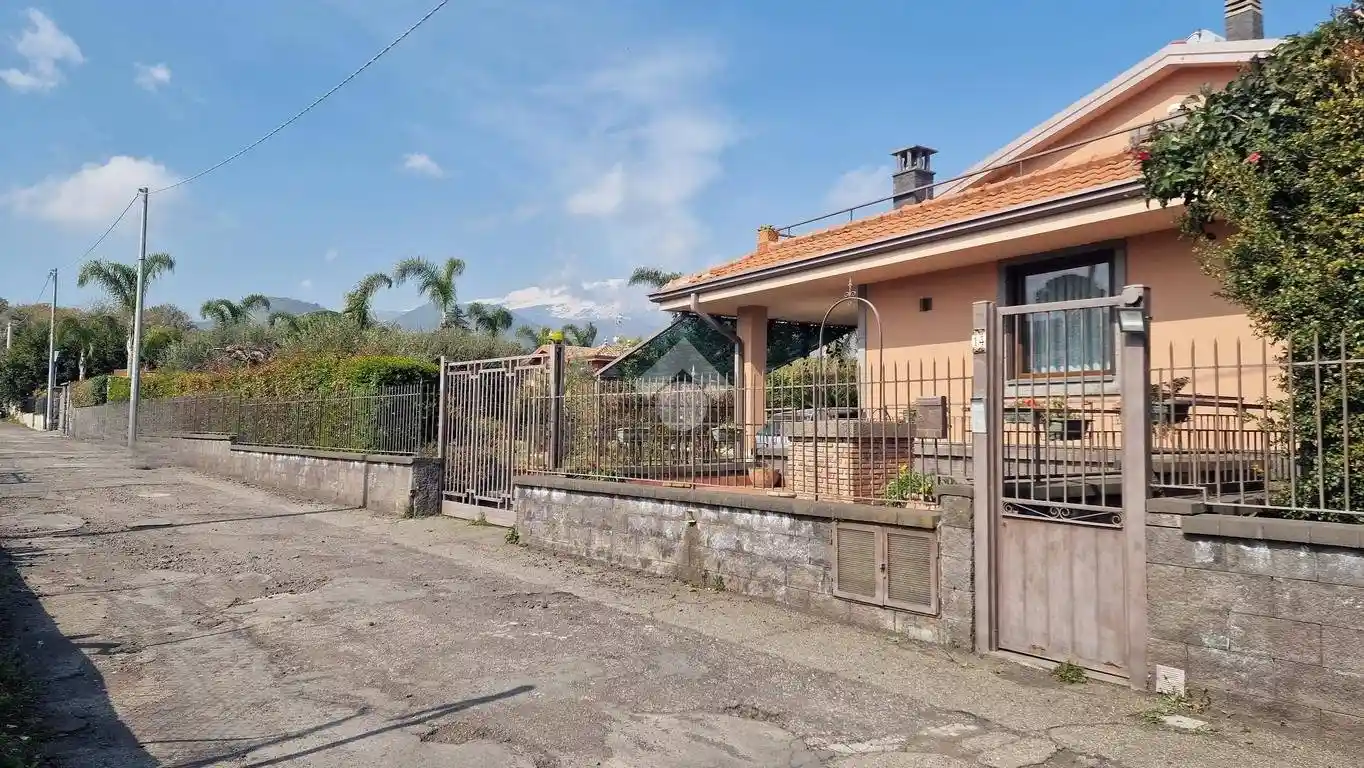 Villa in vendita a Viagrande