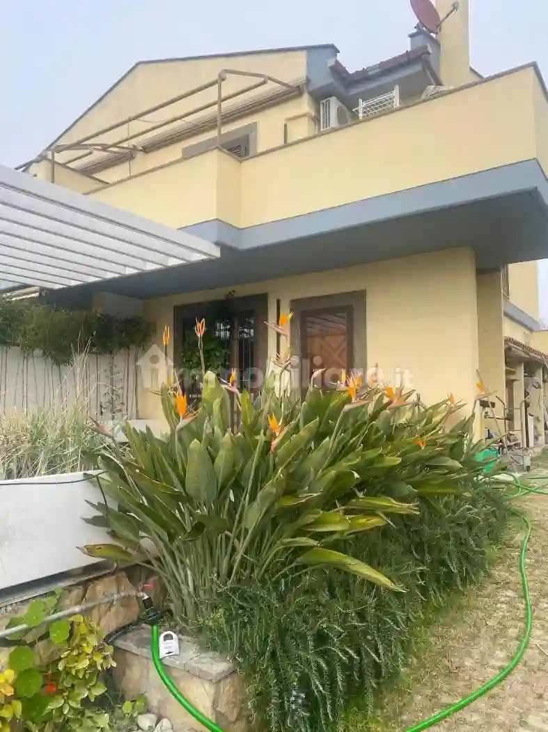 Villetta a schiera - foto 2