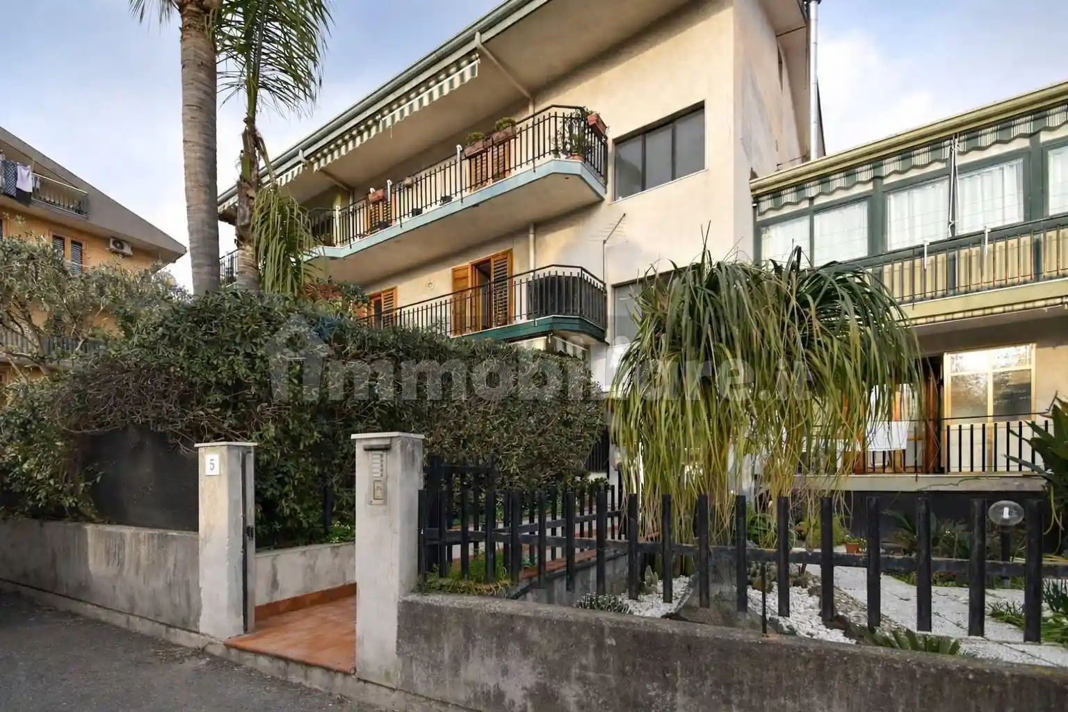 Appartamento in vendita a Aci Sant'Antonio