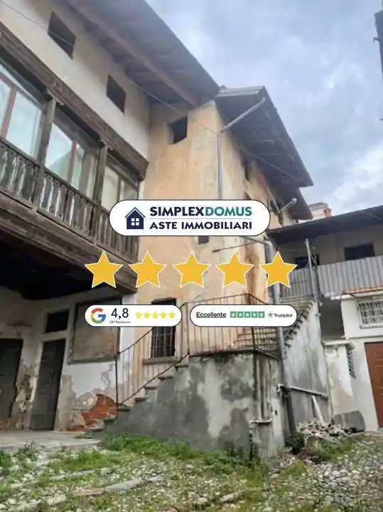 Appartamento in vendita a Cuvio