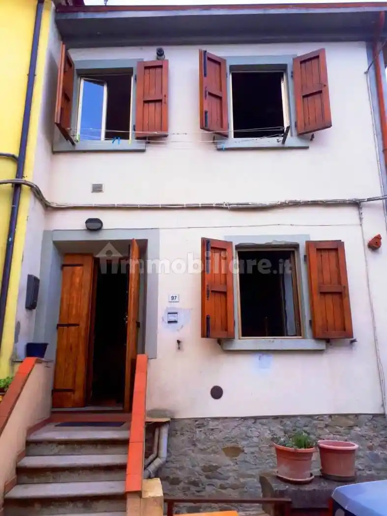 Casa indipendente in vendita a Subbiano