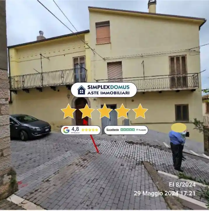 Appartamento in vendita a Acquaviva Collecroce