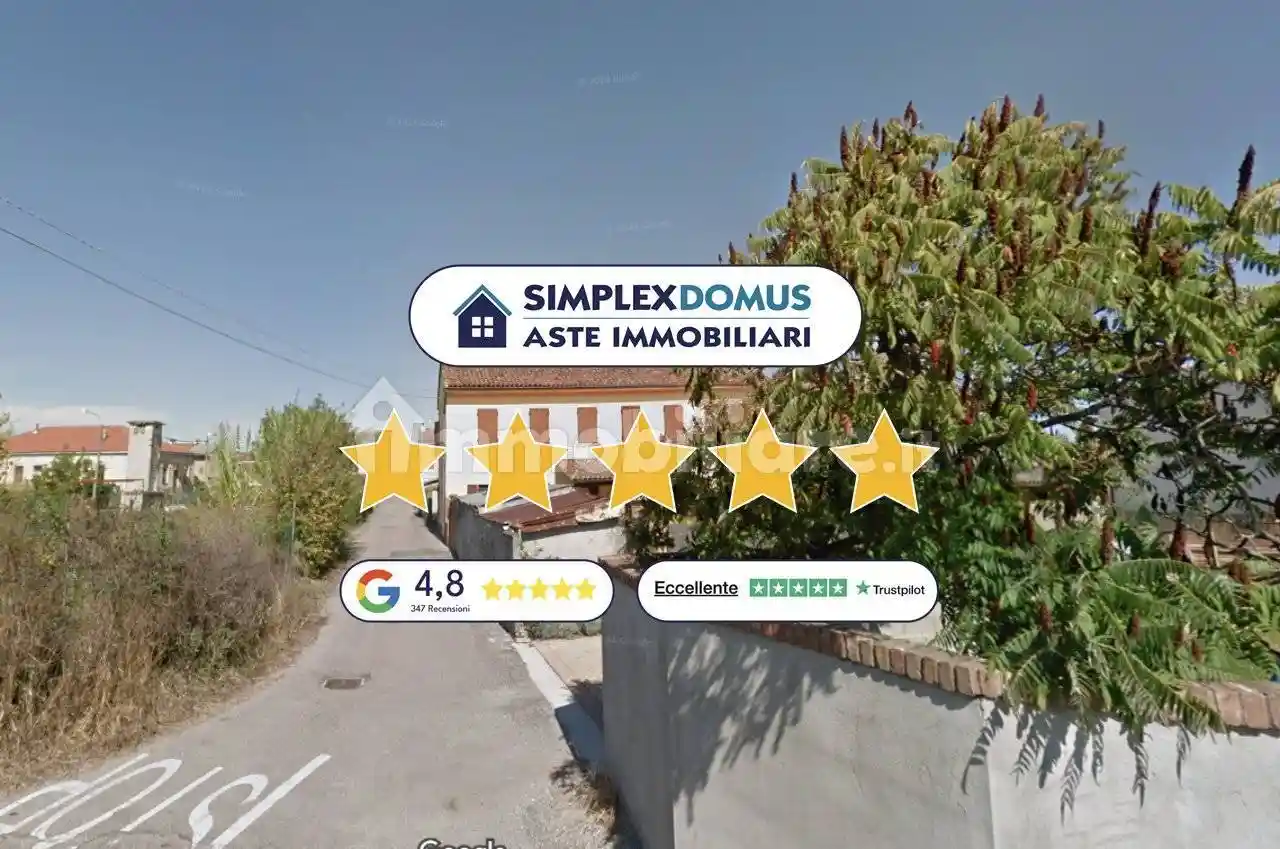 Villa in vendita a Morano sul Po