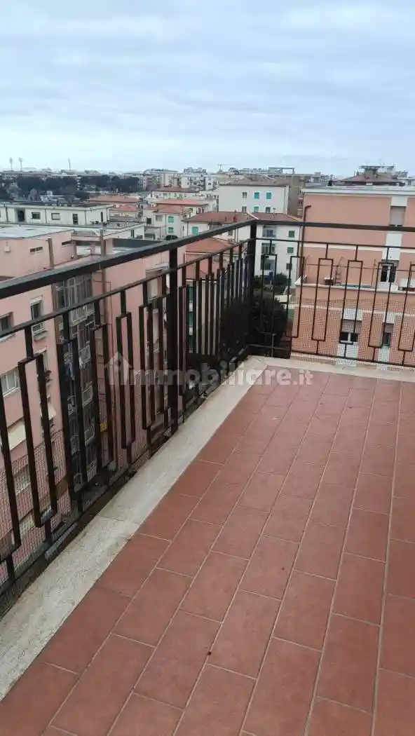 Appartamento in vendita a Livorno