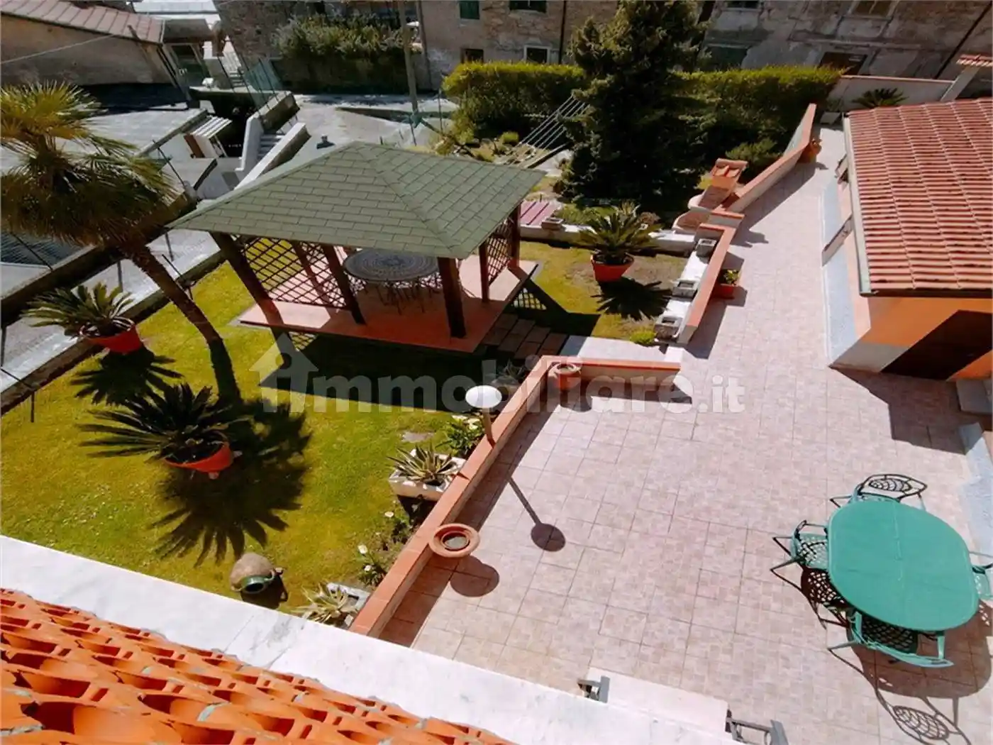 Casa indipendente in vendita a Carrara