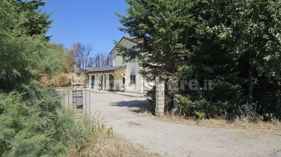 Villa in vendita a Ostellato