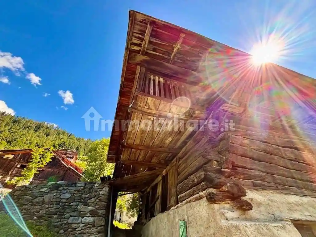 Rustico - Casale in vendita a Pellizzano