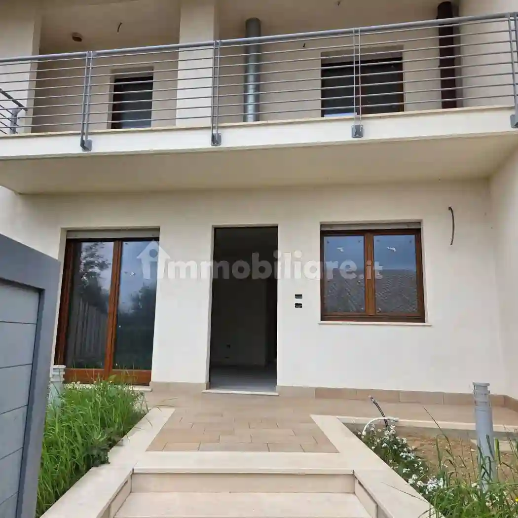 Villetta a schiera - foto 2