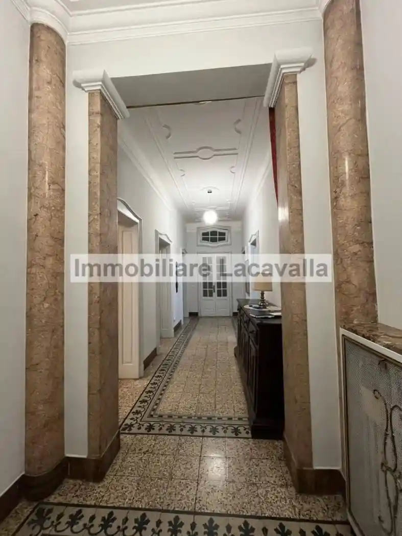 Appartamento in vendita a Varese