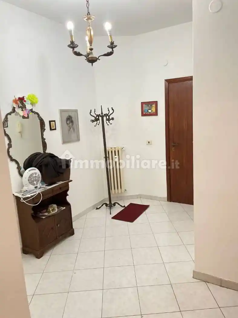 Appartamento in vendita a Falconara Marittima