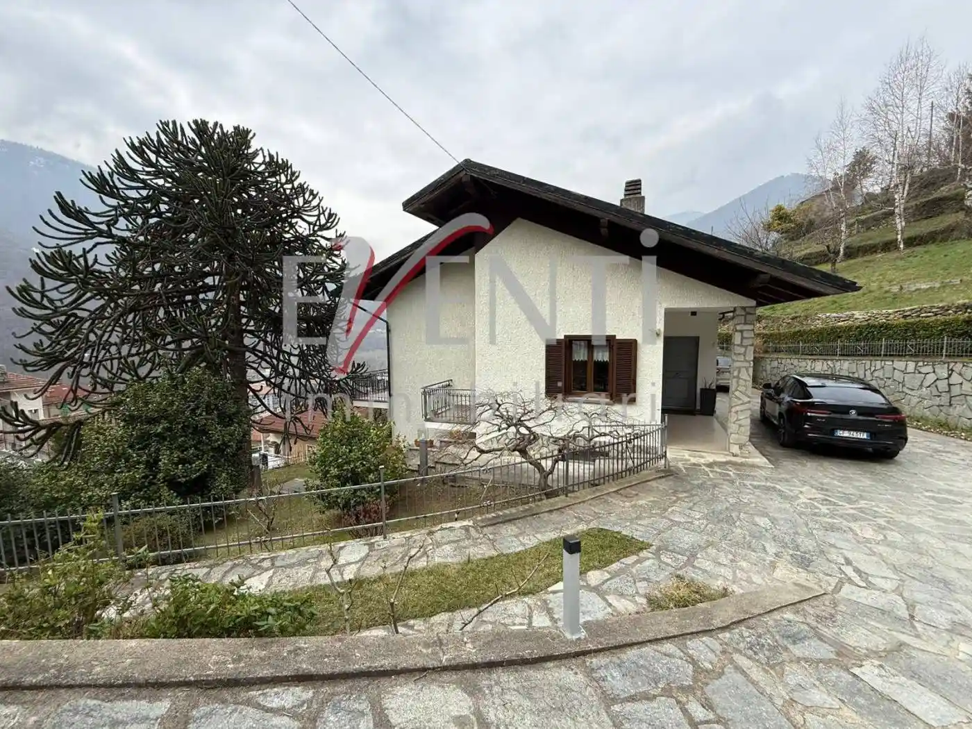 Villa in vendita a Perosa Argentina