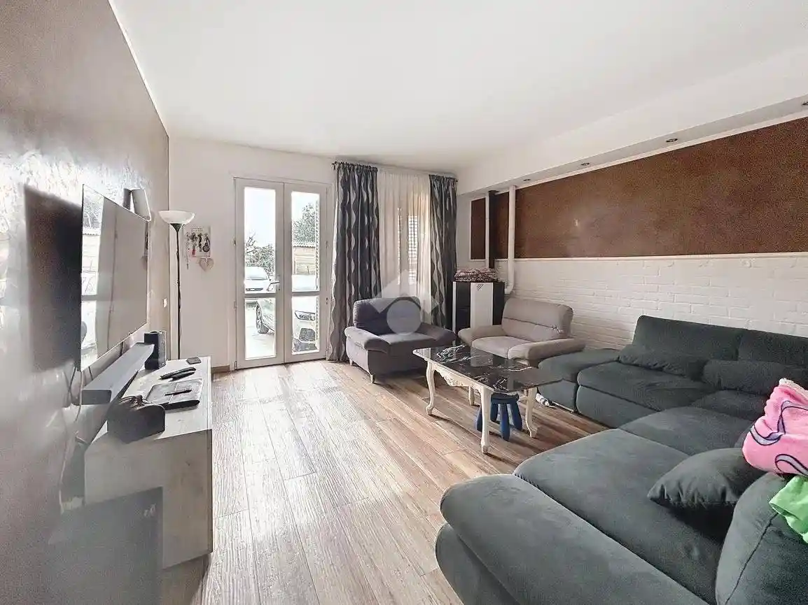 Casa indipendente in vendita a Cascina