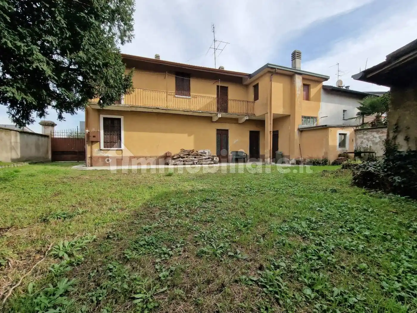 Villa in vendita a Marcallo con Casone