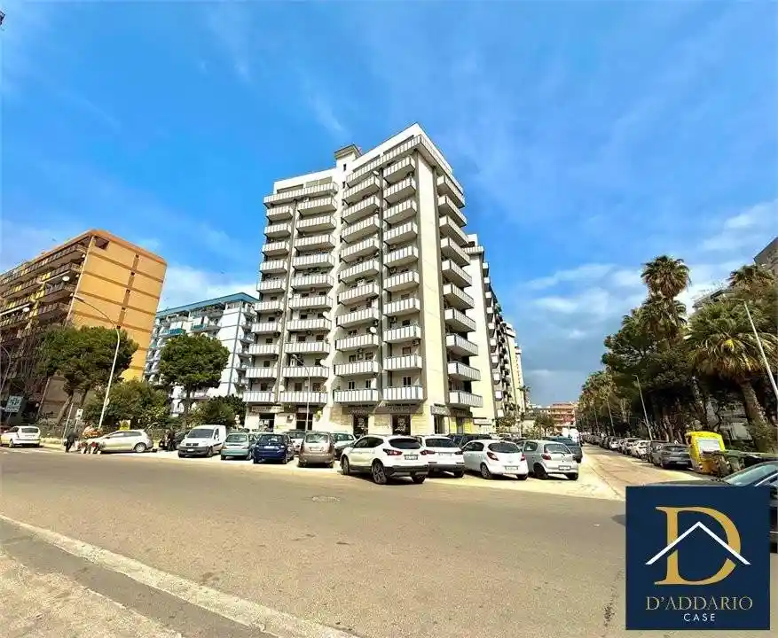 Appartamento in vendita a Taranto