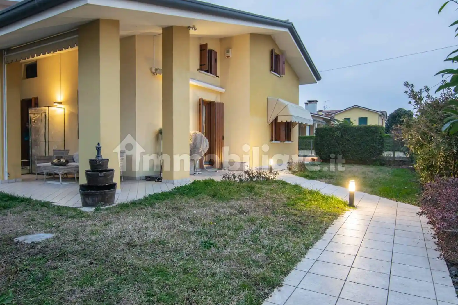 Villetta a schiera in vendita a Tezze sul Brenta