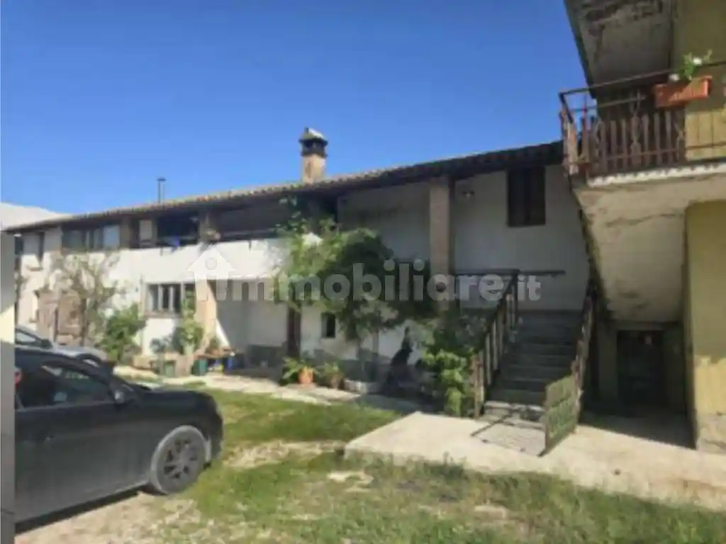 Casa indipendente in vendita a Trevi