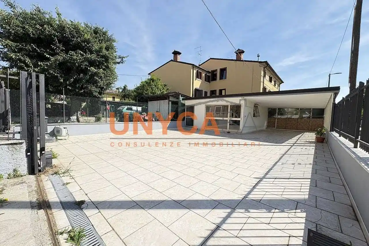 Appartamento in vendita a Verona