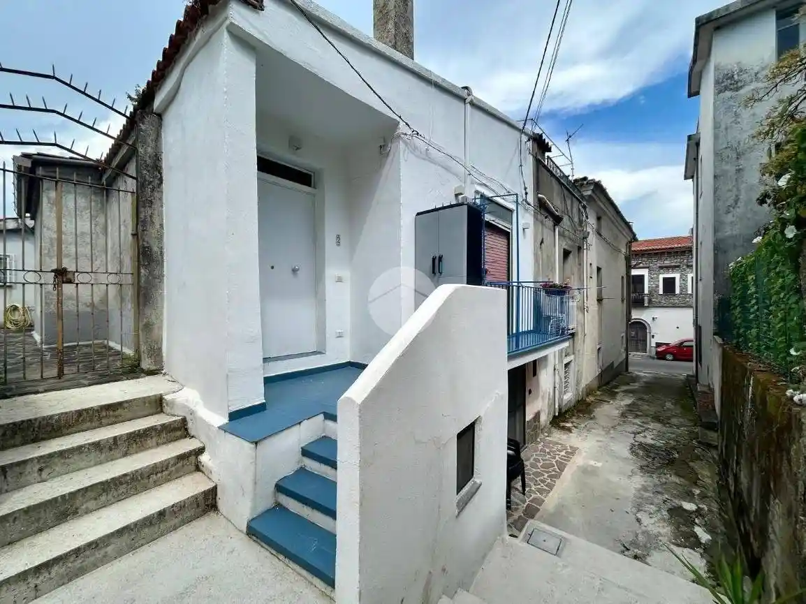 Appartamento in vendita a San Giovanni a Piro