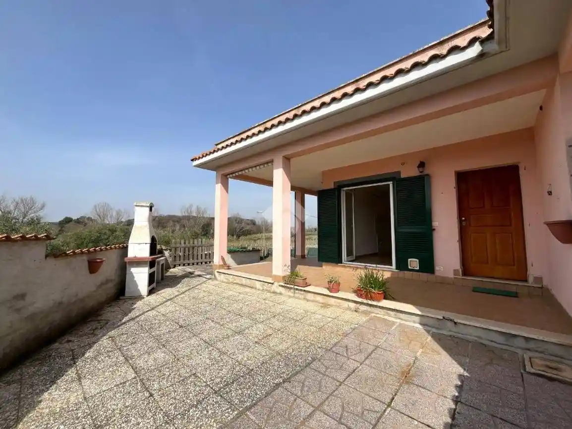 Villetta a schiera in vendita a Nettuno