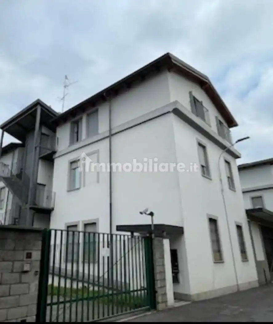 Appartamento in affitto a Seregno