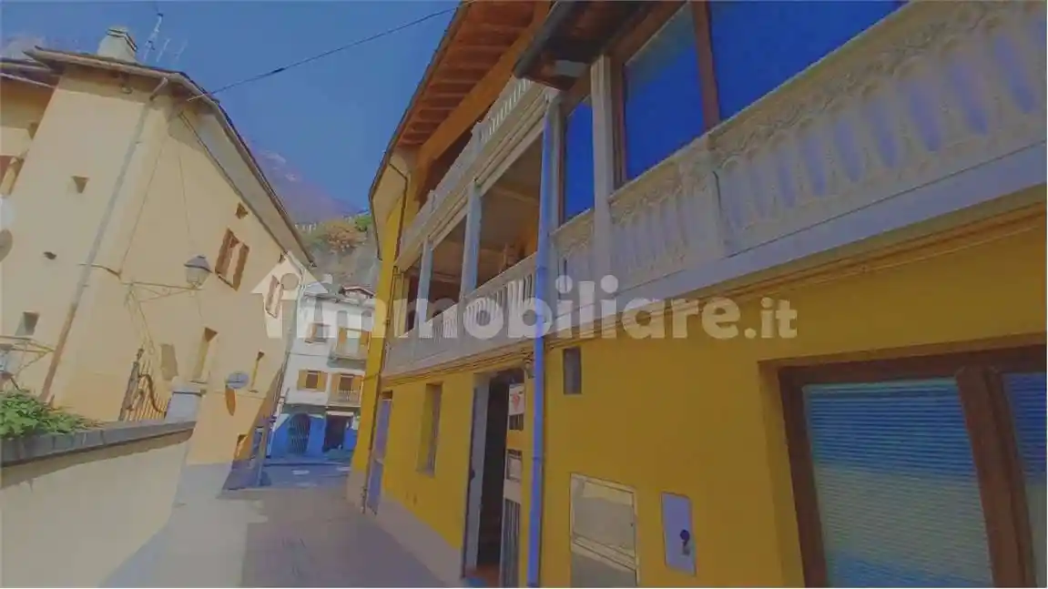 Appartamento in vendita a Pont-Saint-Martin