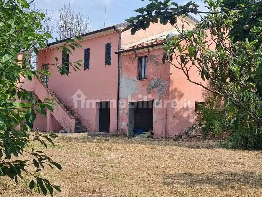 Rustico - Casale in vendita a Ancona