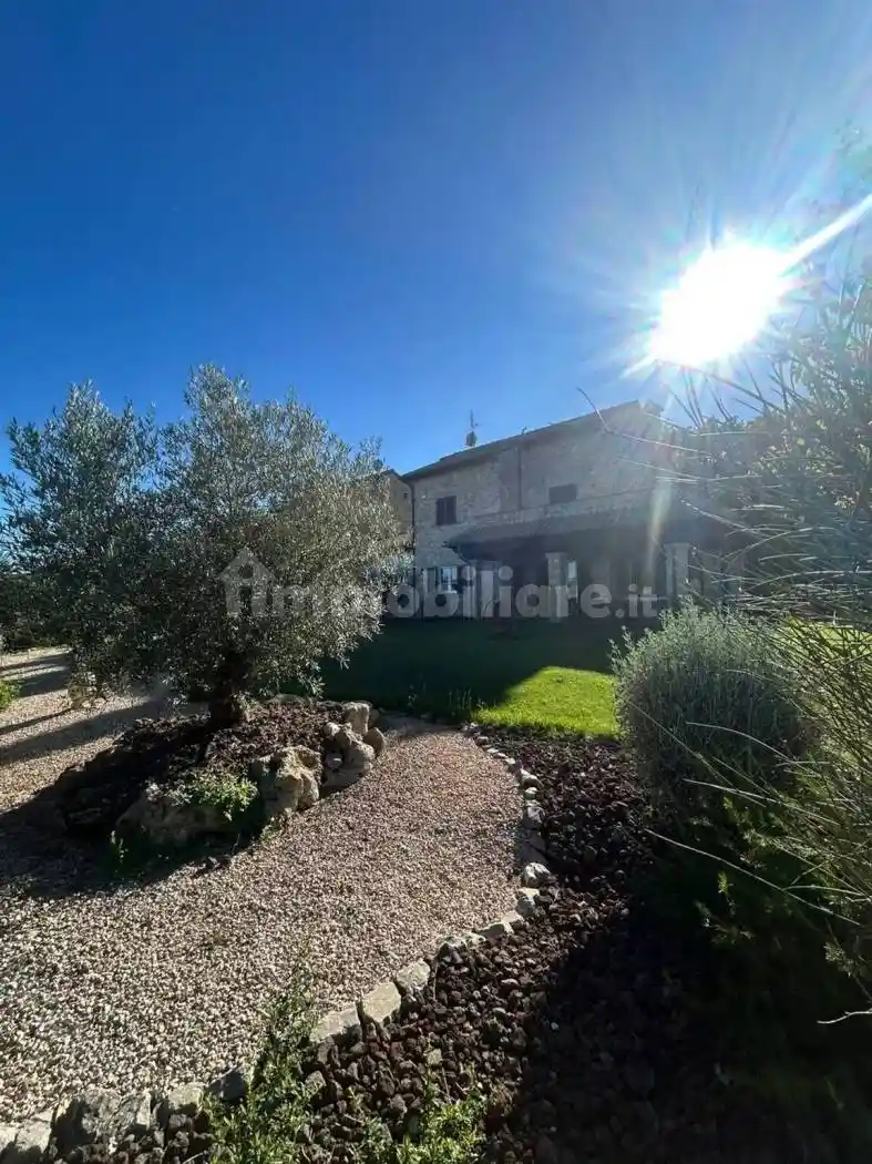 Villa in vendita a Corciano