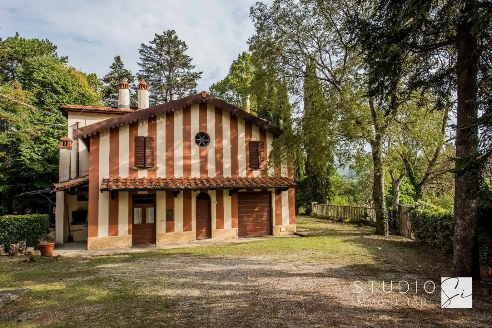 Villa in vendita a Arezzo