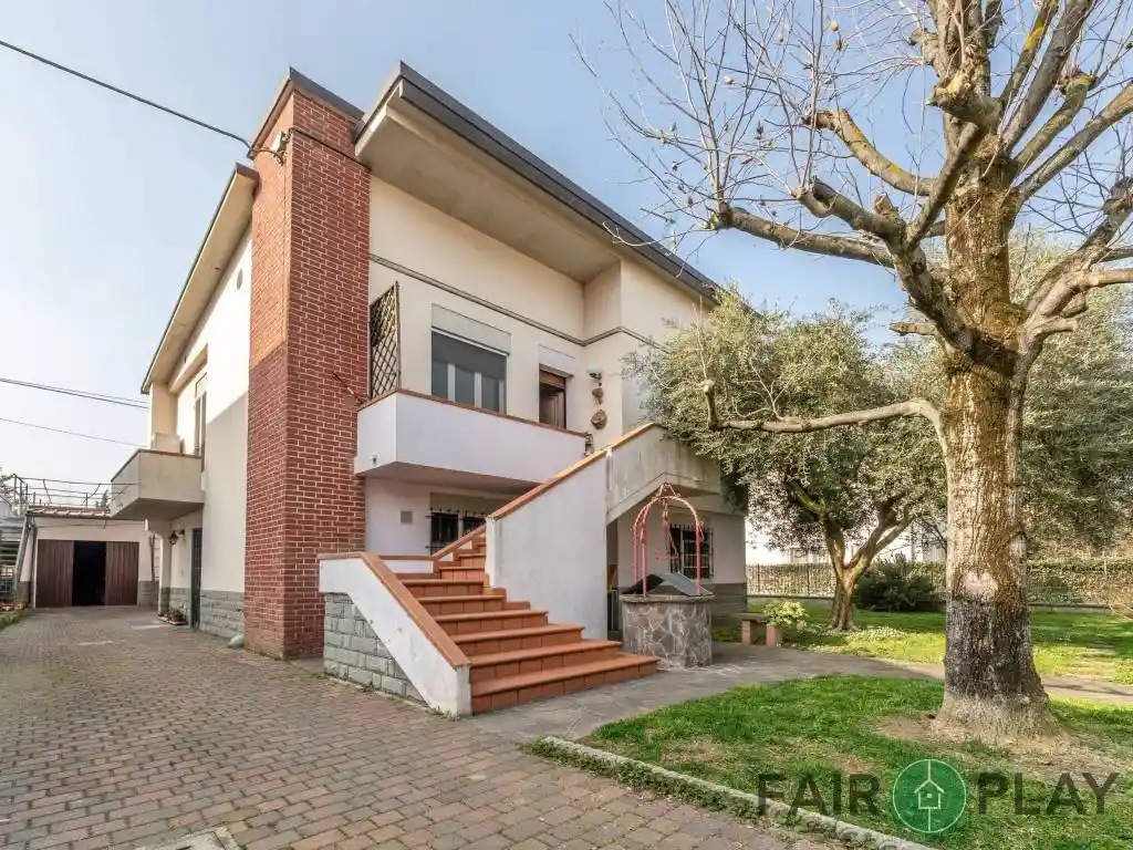 Appartamento in vendita a Forlì