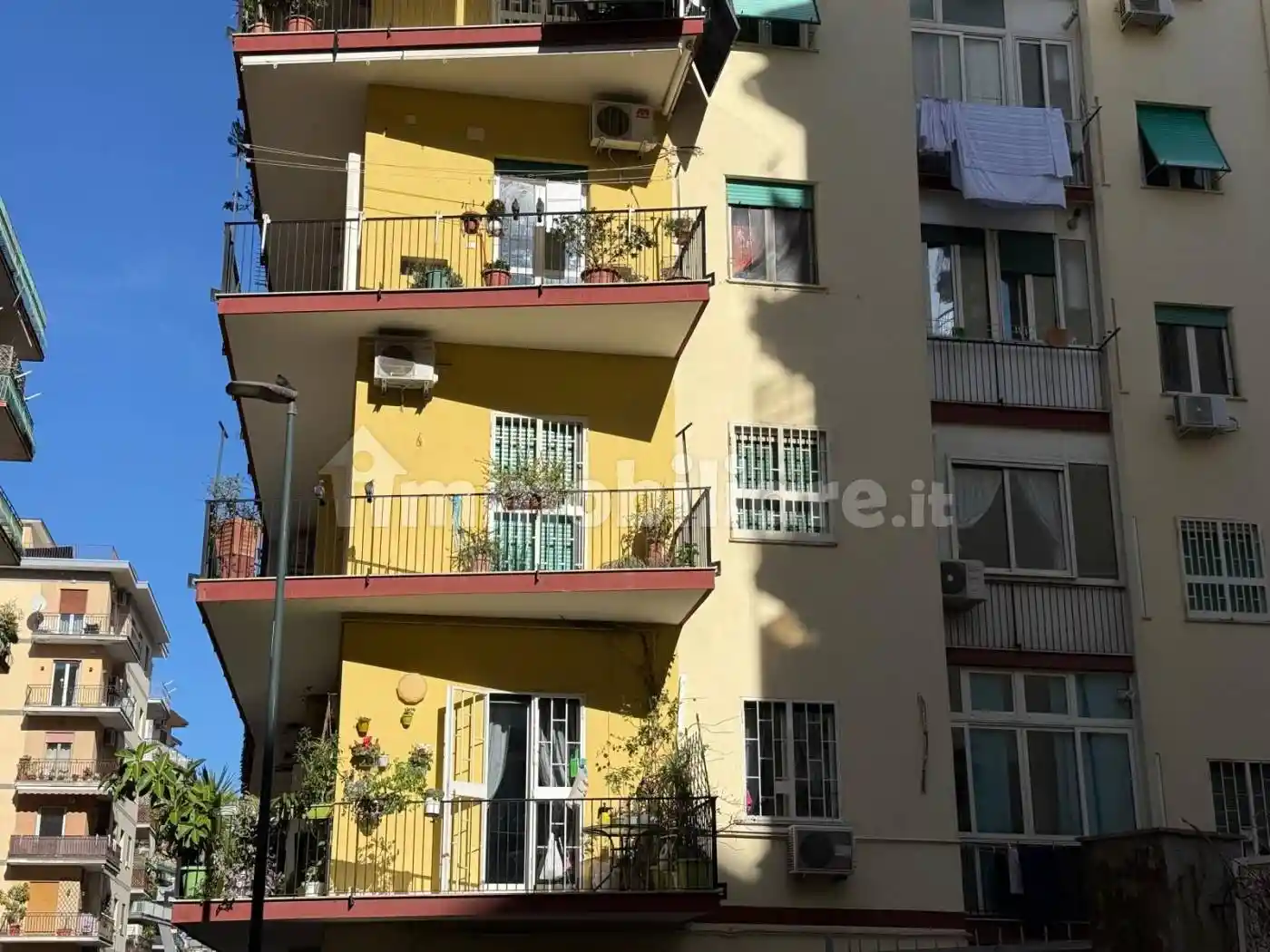 Appartamento in vendita a Napoli