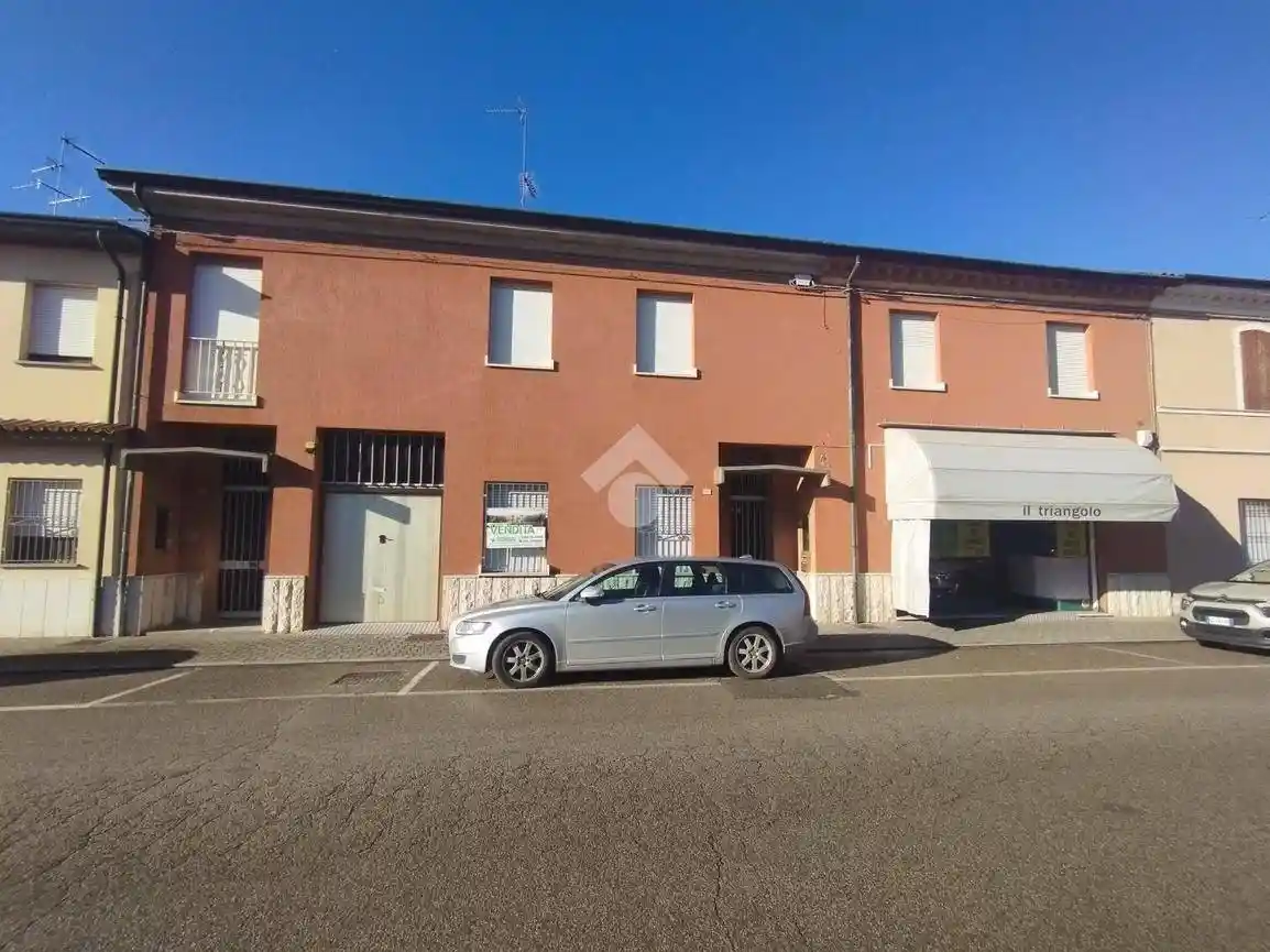 Appartamento in vendita a Russi