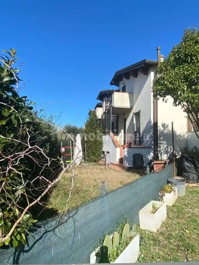 Villetta a schiera - foto 2