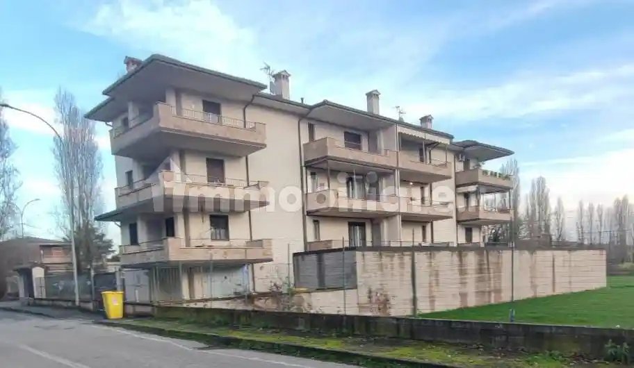 Appartamento in affitto a Lacchiarella