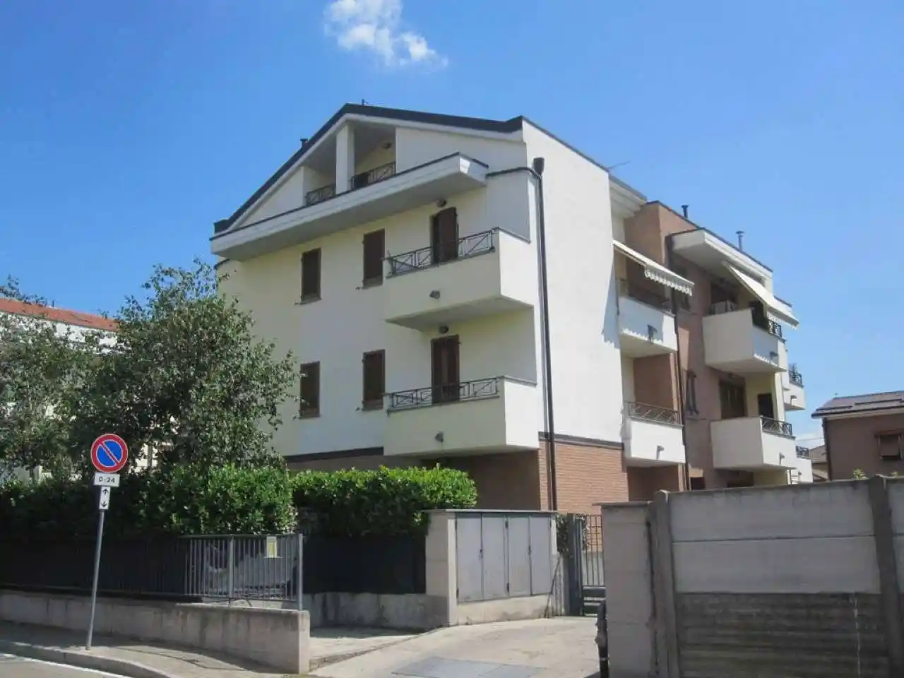 Appartamento in affitto a Desio