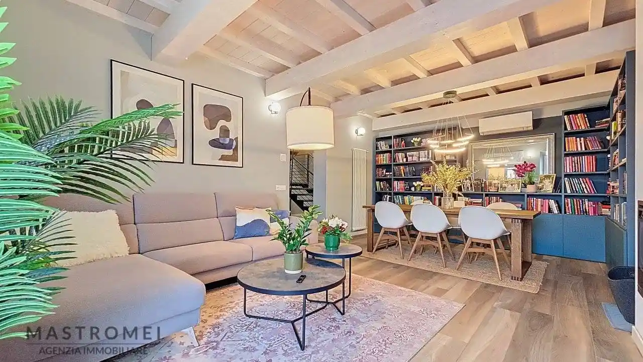 Casa indipendente in vendita a Altopascio