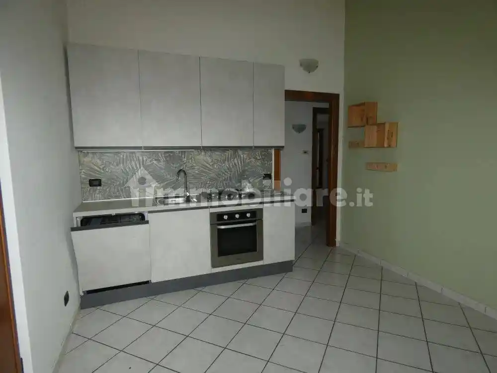 Appartamento in affitto a Alba