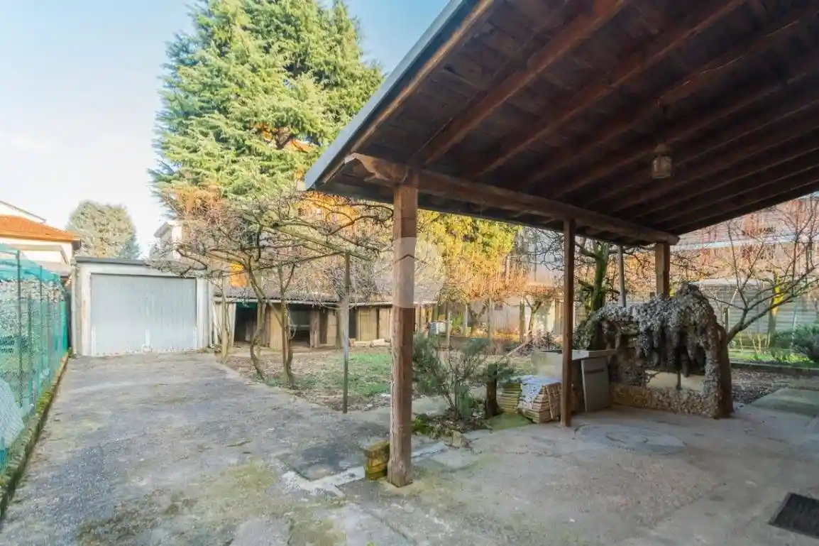 Appartamento in vendita a Biassono