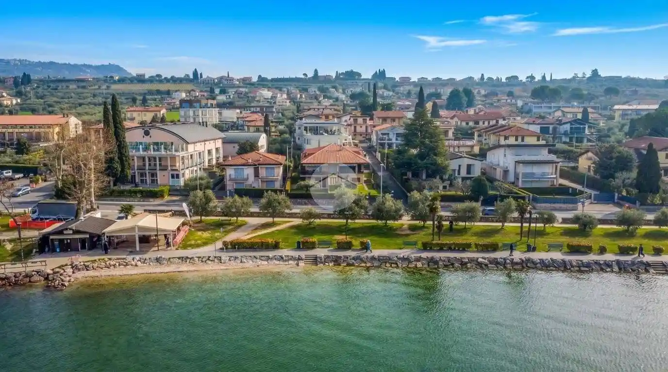 Appartamento in vendita a Bardolino