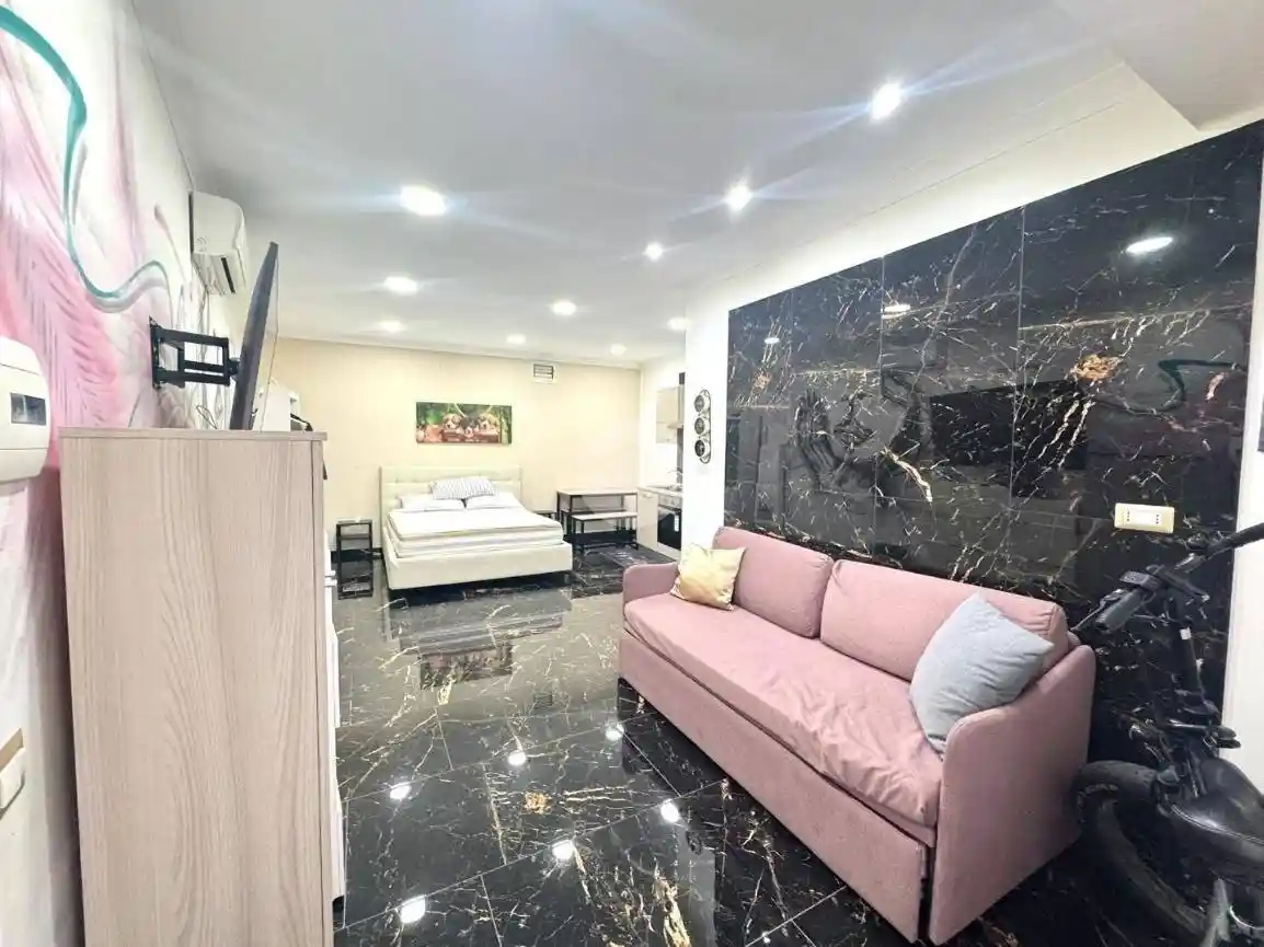 Appartamento in vendita a Napoli