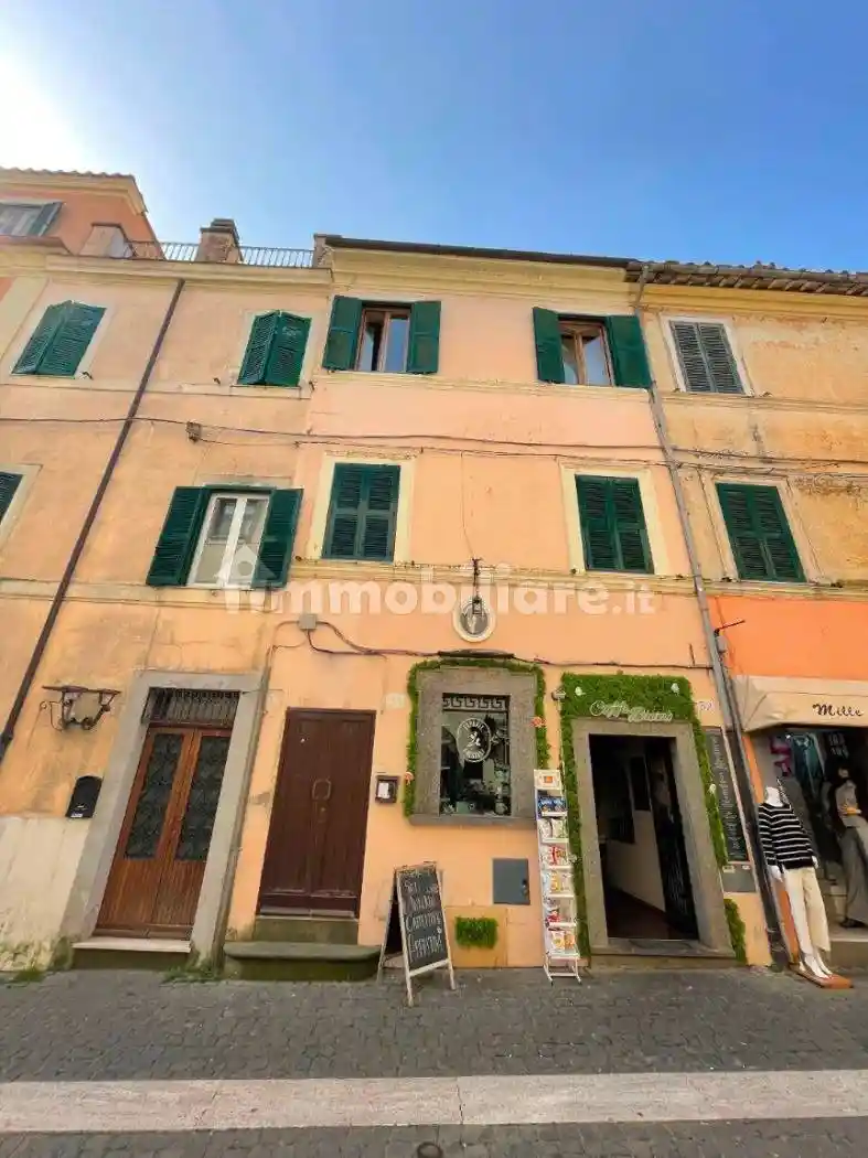 Appartamento in vendita a Castel Gandolfo