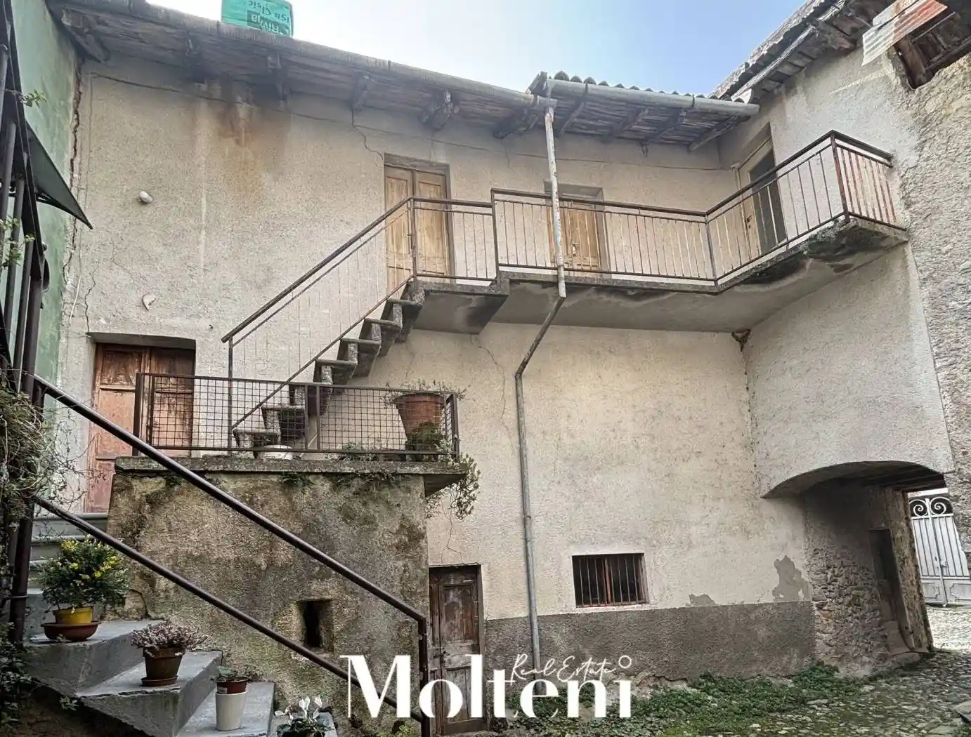 Casa indipendente in vendita a Abbadia Lariana