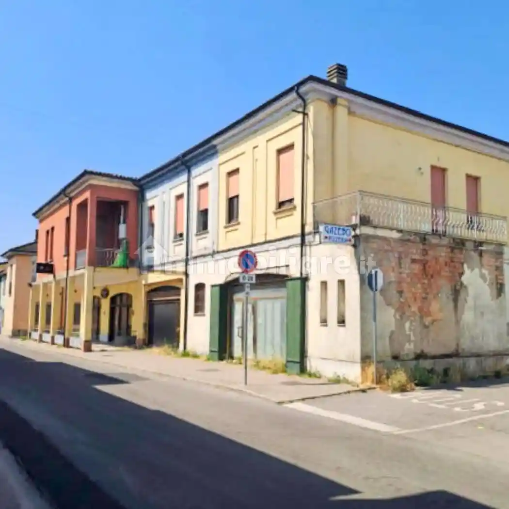 Appartamento in vendita a Lungavilla